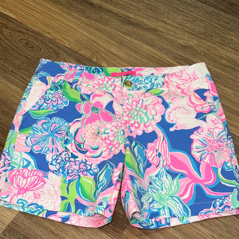 Lilly Pulitzer size 8 shorts super cute!